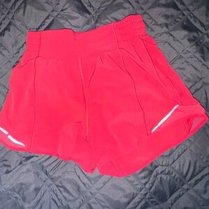 Luluemon Hotty Hot 4 in short